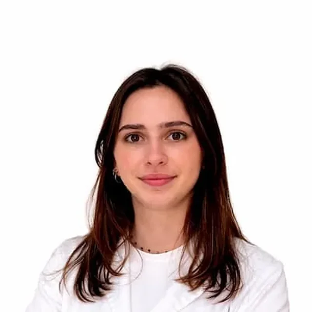 Tracy Makhoul DPT., physiothérapeute spécialisée en rééducation sportive à Active Health Clinic, Beyrouth
